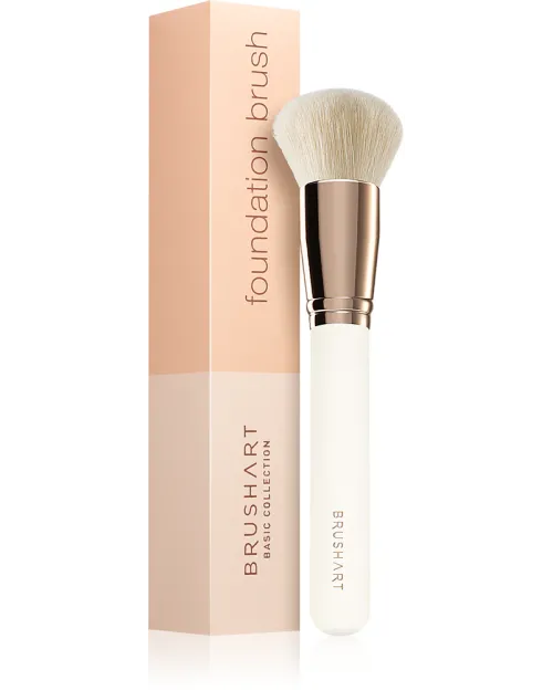 Пензлик для нанесення основи BrushArt Basic Foundation brush
